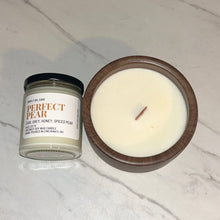 Load image into Gallery viewer, Perfect Pear Candle | honey + spiced pear